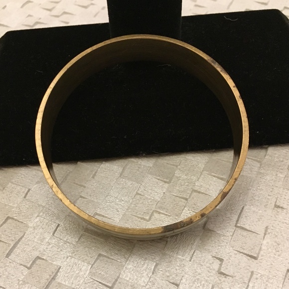 Mother of Pearl Brass Bangle Bracelet - Picture 5 of 5